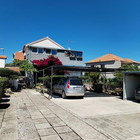 Apartments Ante Tribunj  Luaran gambar