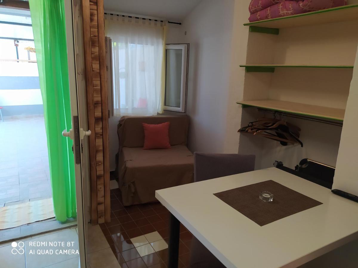 Apartments Ante Tribunj  Luaran gambar