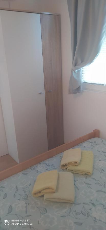 Apartments Ante Tribunj  Luaran gambar