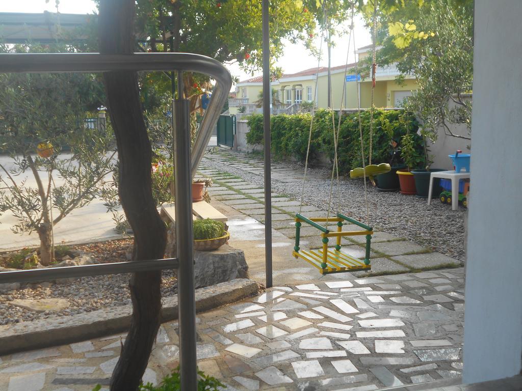 Apartments Ante Tribunj  Luaran gambar